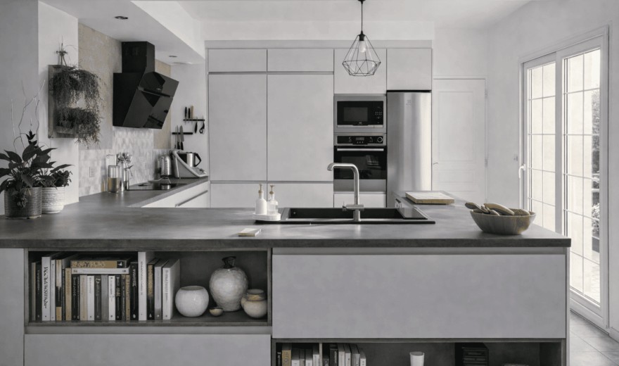 Aménagement cuisine épurée teintes soie et gris foncé vue complète