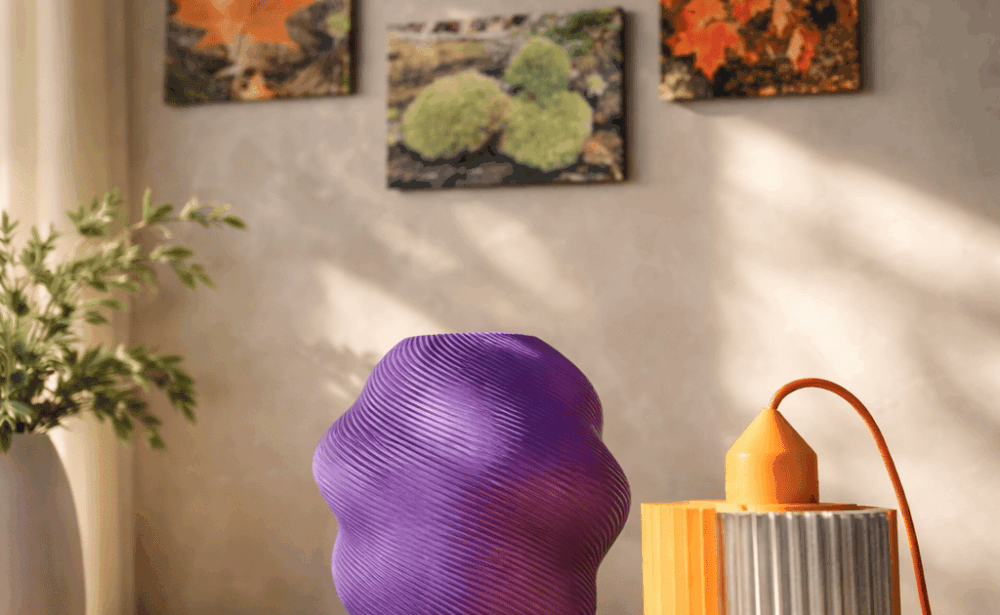 Lampes modernes et colorées sur fond de photos de nature