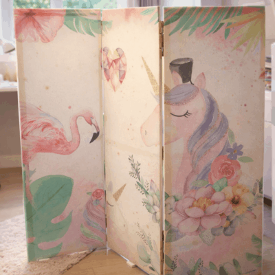 Paravent fait maison pour chambre d'enfant avec licorne Paravent fait maison pour chambre d'enfant avec licorne
